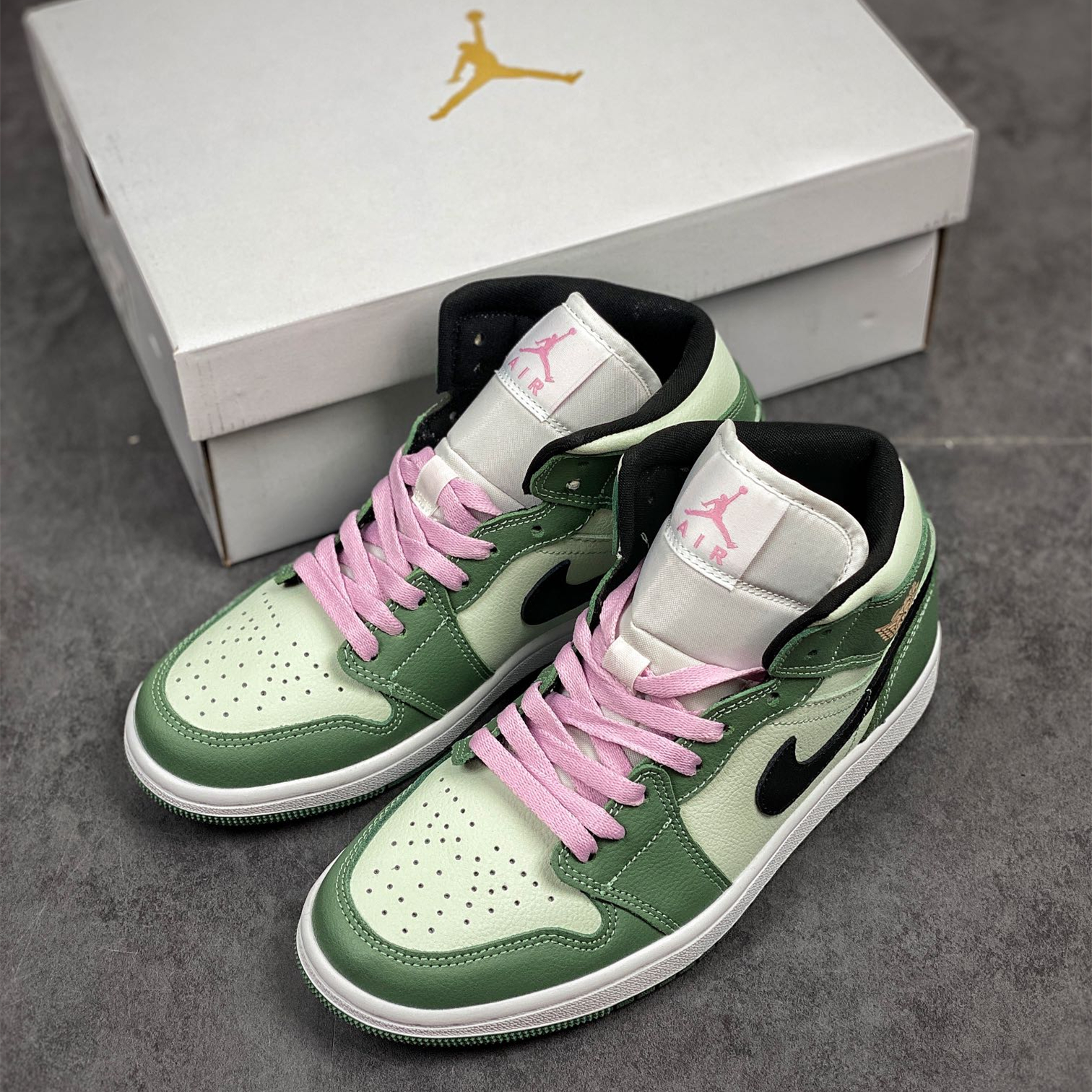 Air Jordan 1 Mid Leisure Board Shoes EU36-EU47.5/ US4-US13