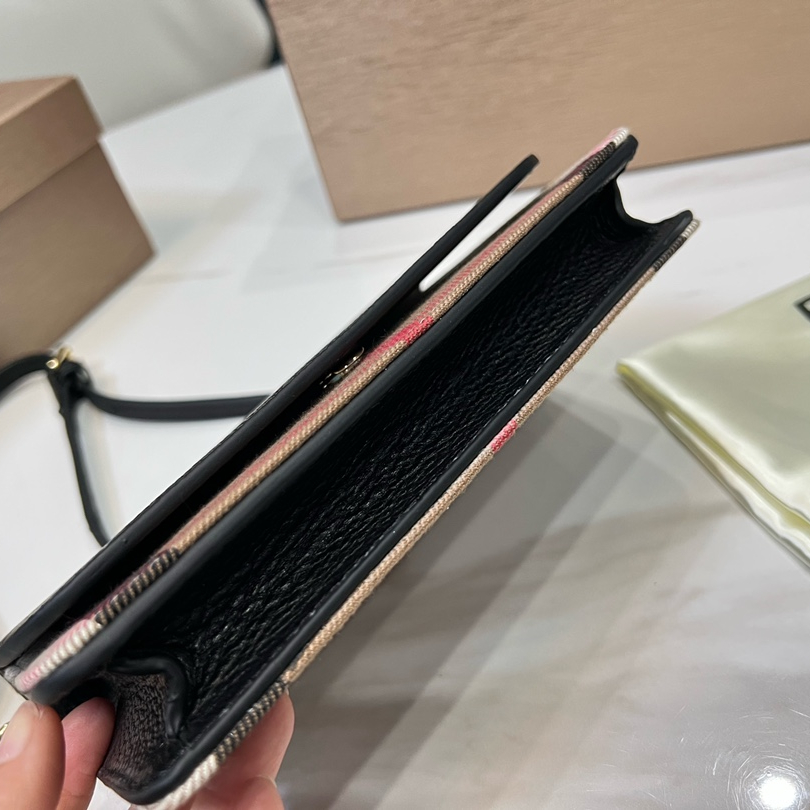 Messenger Bags , Size:19.5 *13.5cm