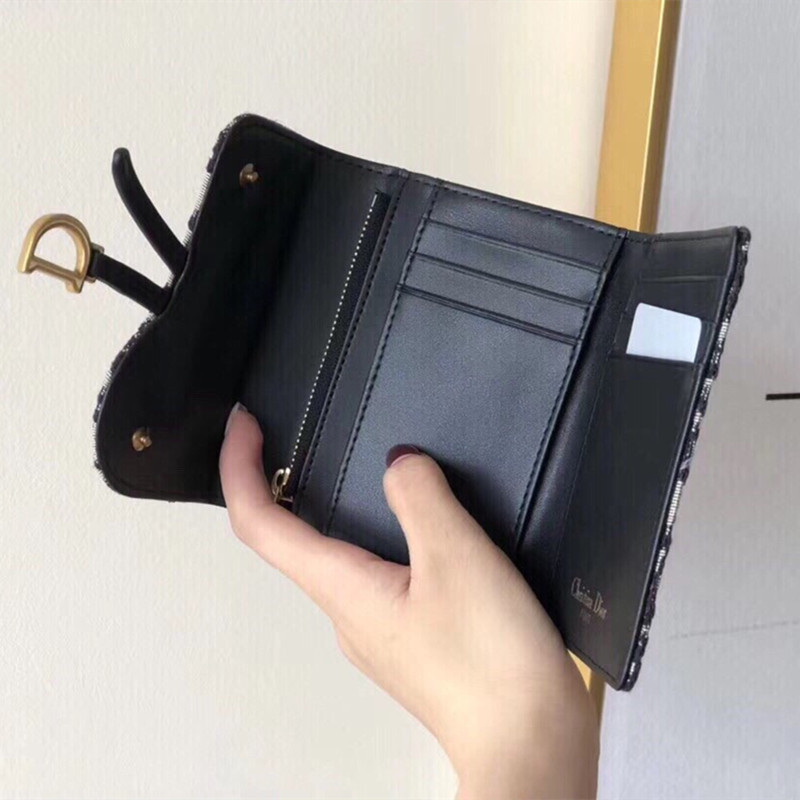 Women's Purse Cowhide Fabric Short Wallet Size 11 * 10 * 2cm