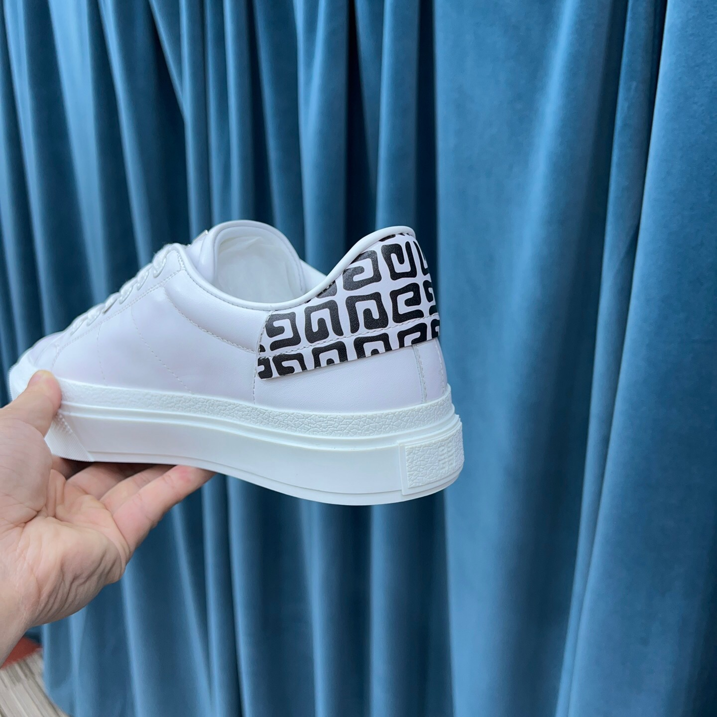 2022 New Men's Casual Shoes SIZE:EU38-EU45