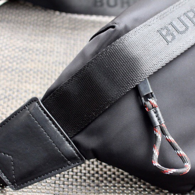 Men's Fanny Pack Chest Bag Fanny Pack Dual-use Style Size 31*7.5*16cm