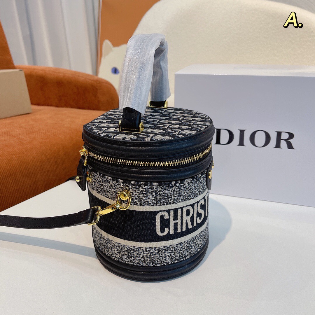 2022 New Bags size:15*14*18cm