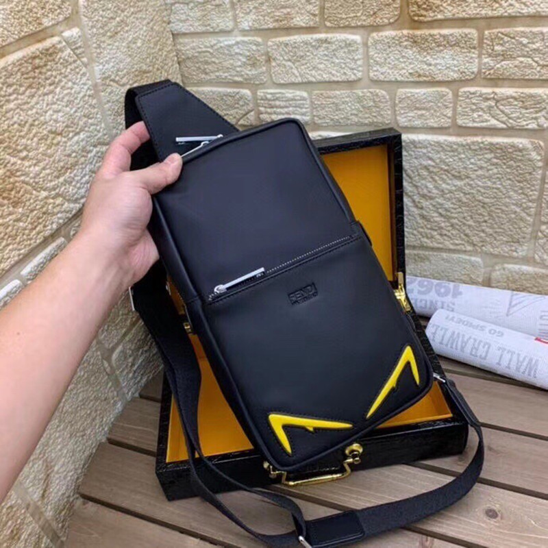 Men's Chest bag Shoulder Bag Size 30*17*6 cm