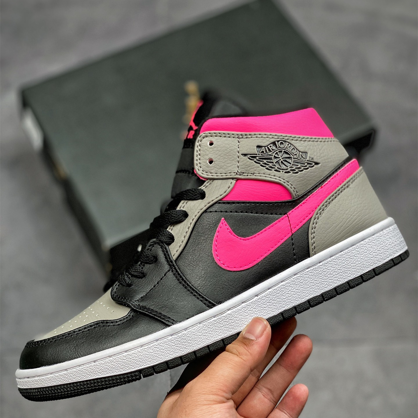 Air Jordan 1 Mid Leisure Board Shoes EU36-EU47.5/ US4-US13