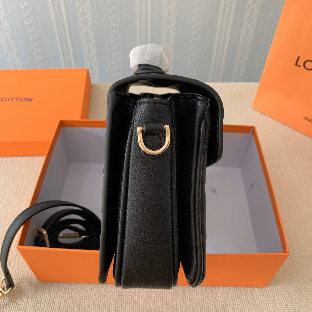 Pochette Metis Size: 25*19CM