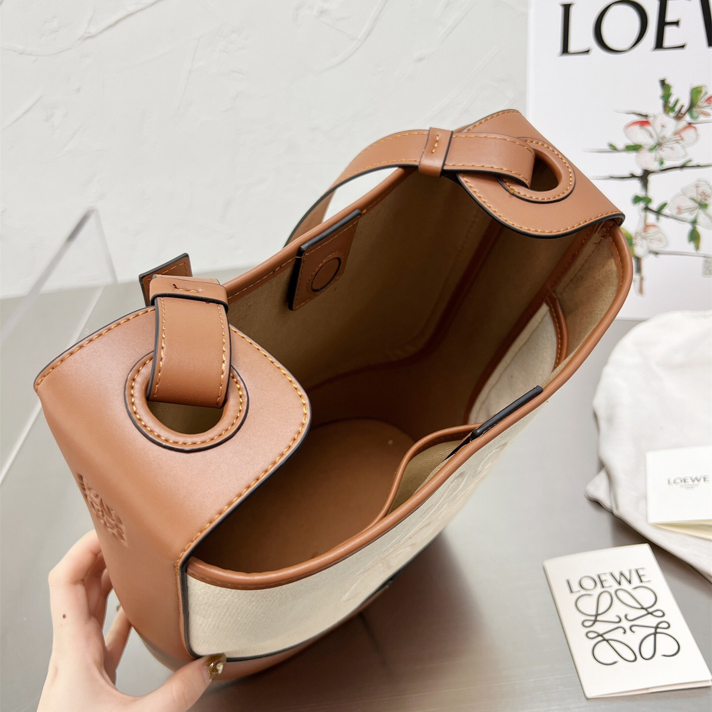 Hobo Anagram Bag Size:32*26*13CM