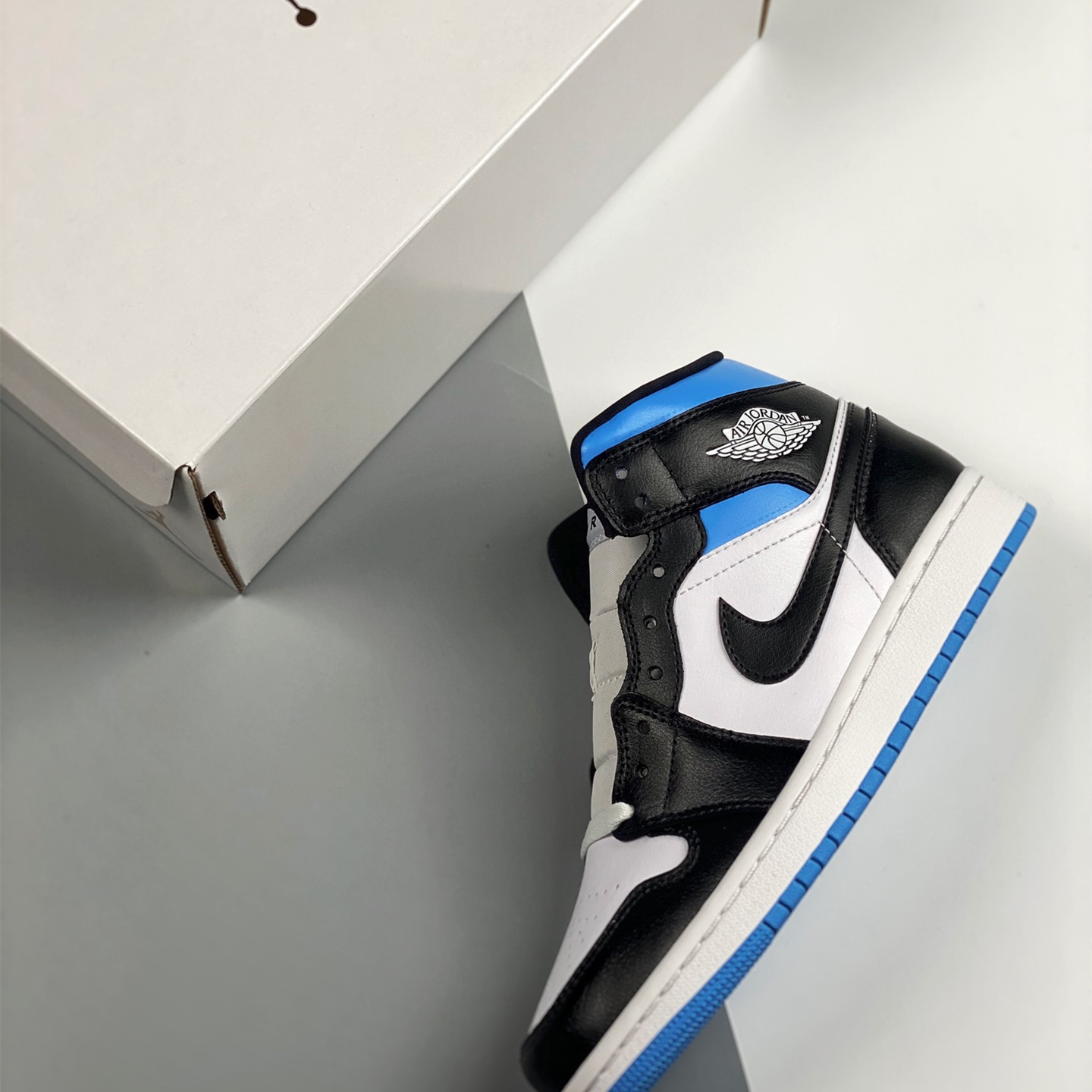 Air Jordan 1 Mid Leisure Board Shoes EU36-EU47.5/ US4-US13