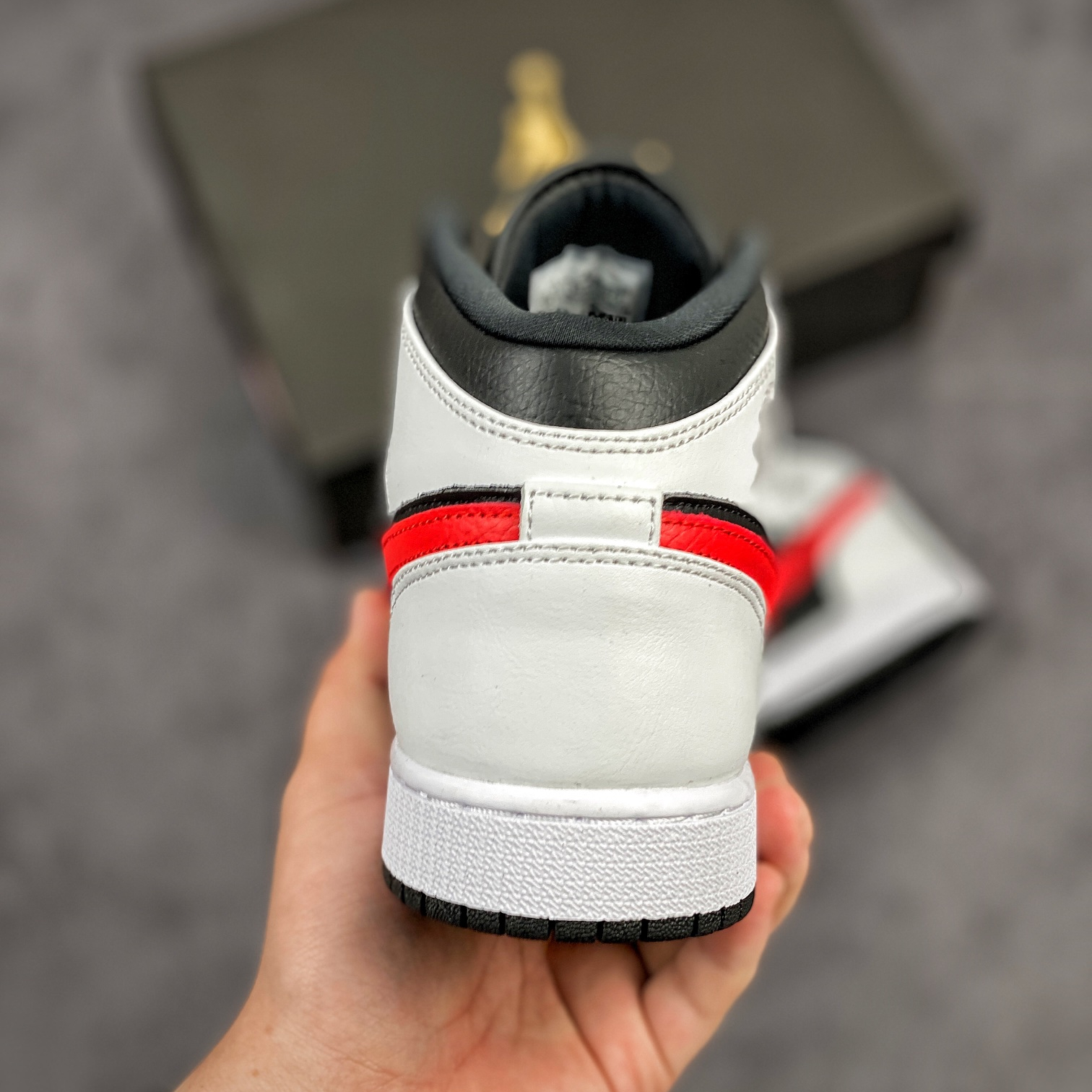 Air Jordan 1 Mid Leisure Board Shoes EU36-EU47.5/ US4-US13