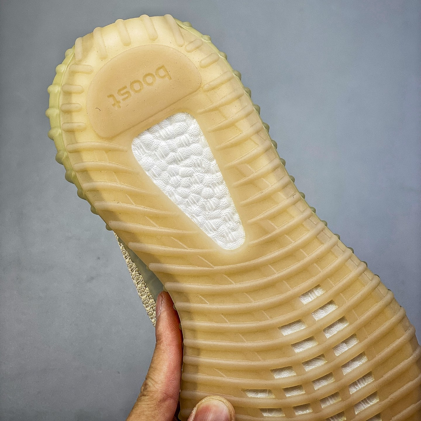 Yeezy Boost 350v2 EU36-EU48 /US4- US13