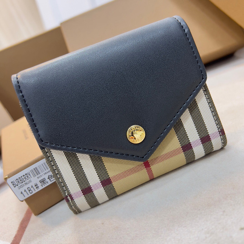 Vintage Folding Wallet Brown Size: 8.5*4*9cm