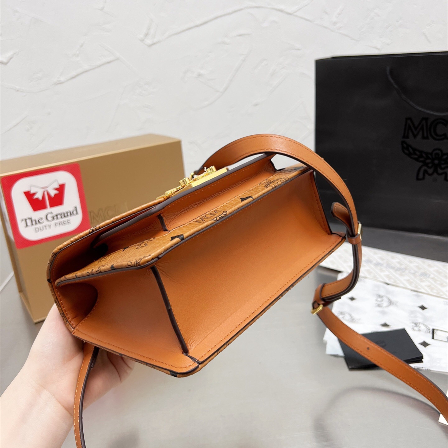 Patricia Satchel Visetos bags Size:21*15CM