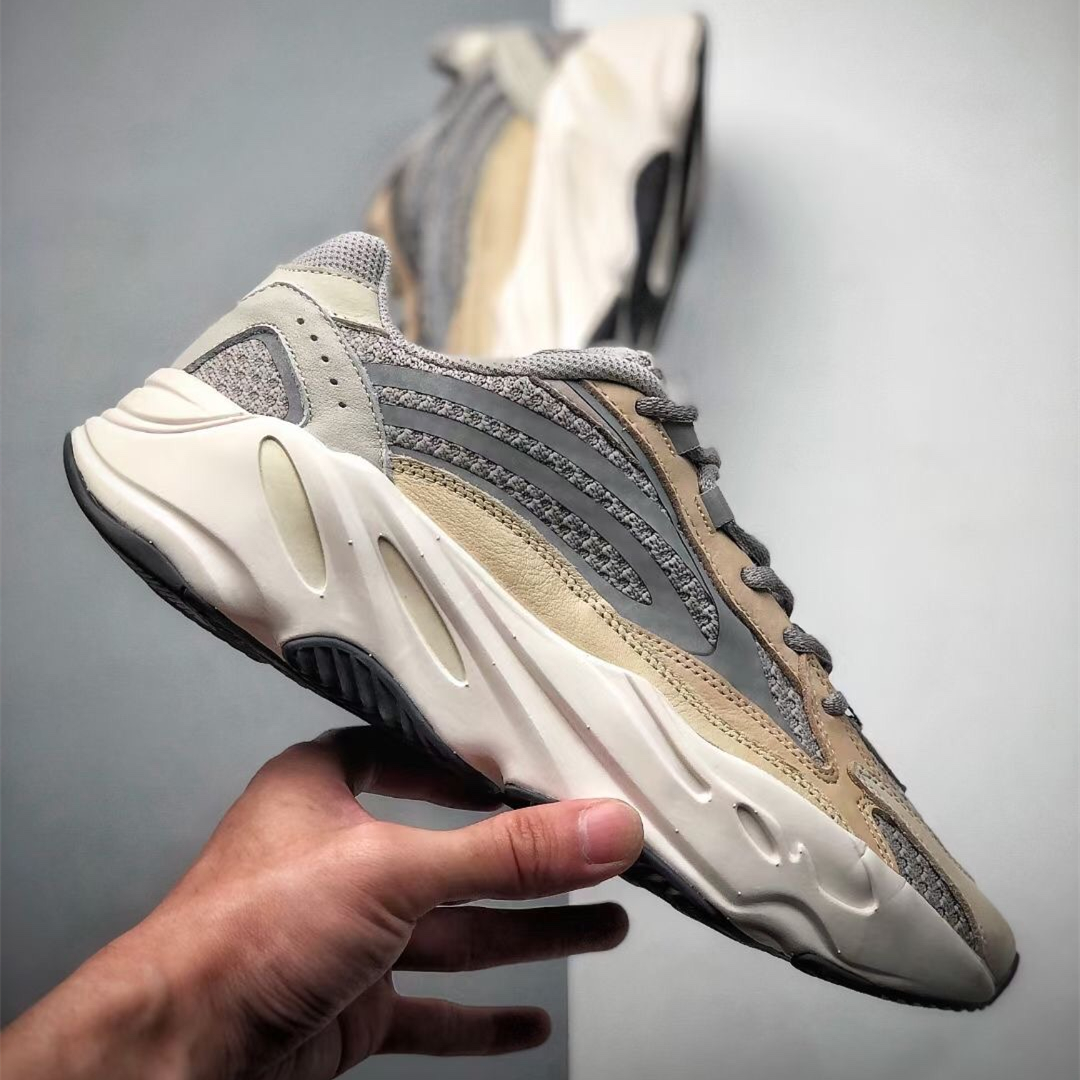 Yeezy Boost 700V2 EU36-EU47 / US3.5-US12