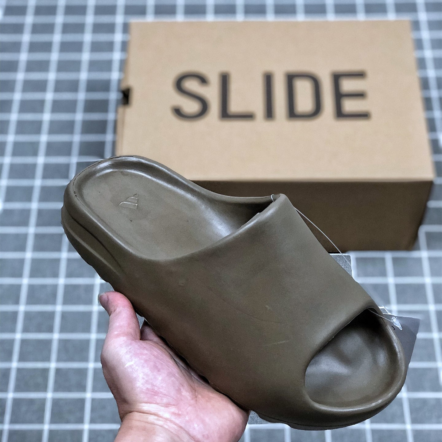 Yeezy Slide EU36-EU45/ US3.5-US10.5