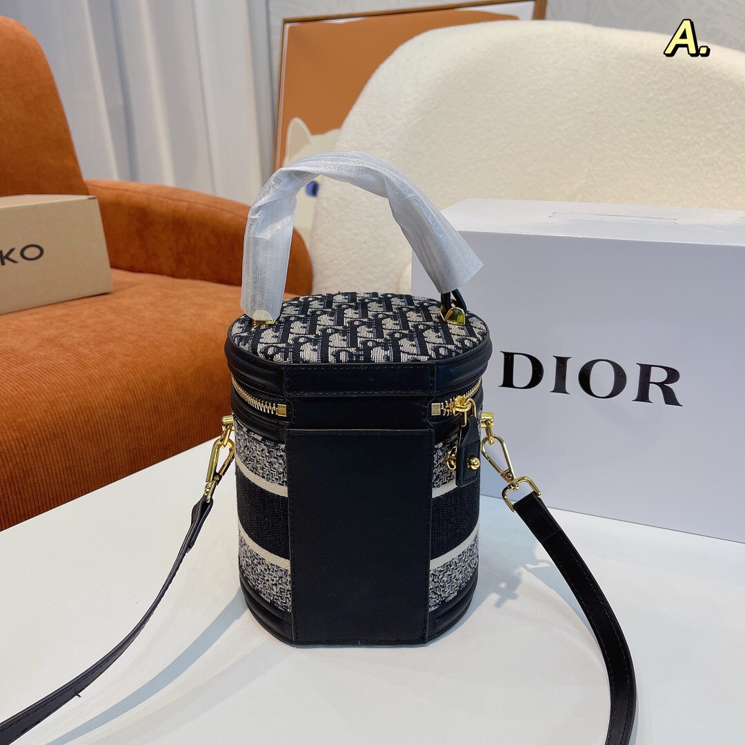 2022 New Bags size:15*14*18cm