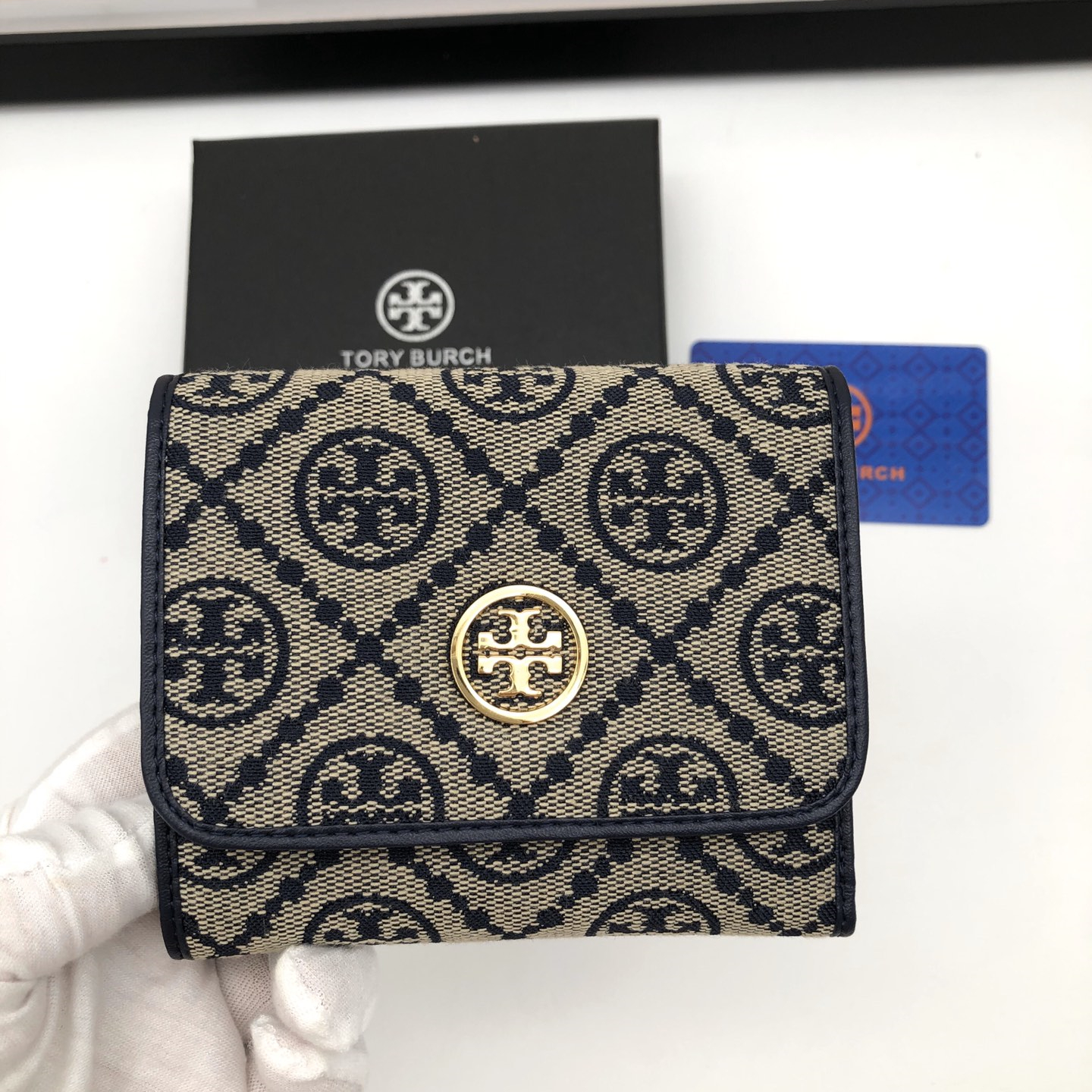 Wallet ,2 Colors, Size:11*10.5*2CM