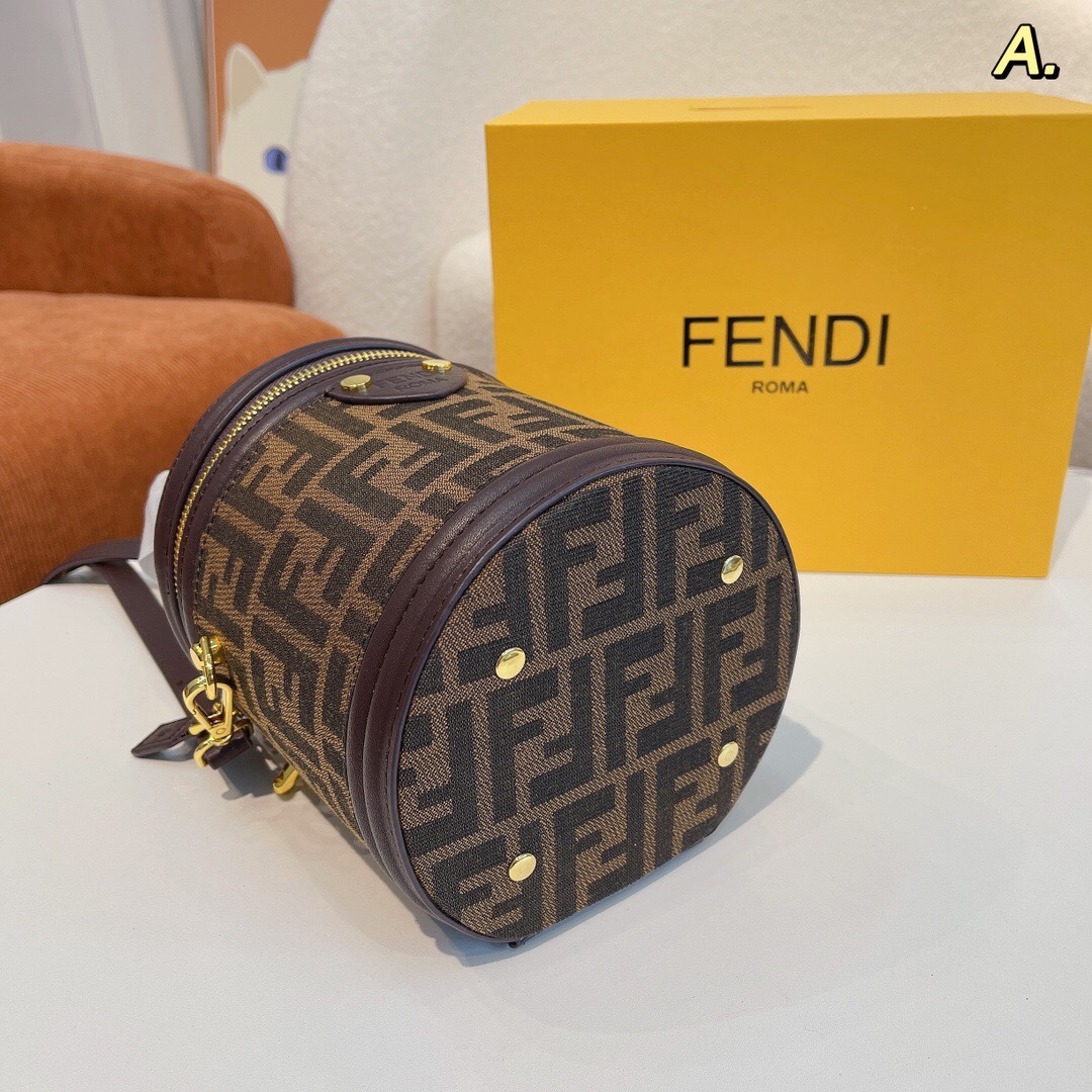 2022 New Bags size:15*14*18cm