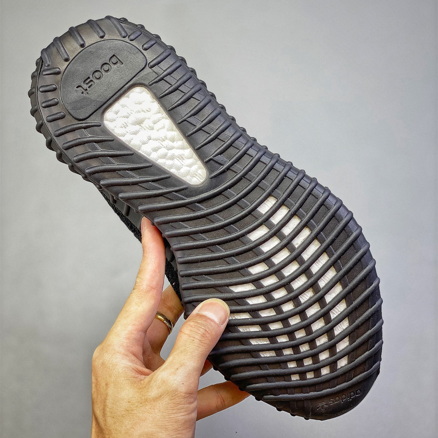 Yeezy Boost 350v2 EU36-EU48 /US4- US13