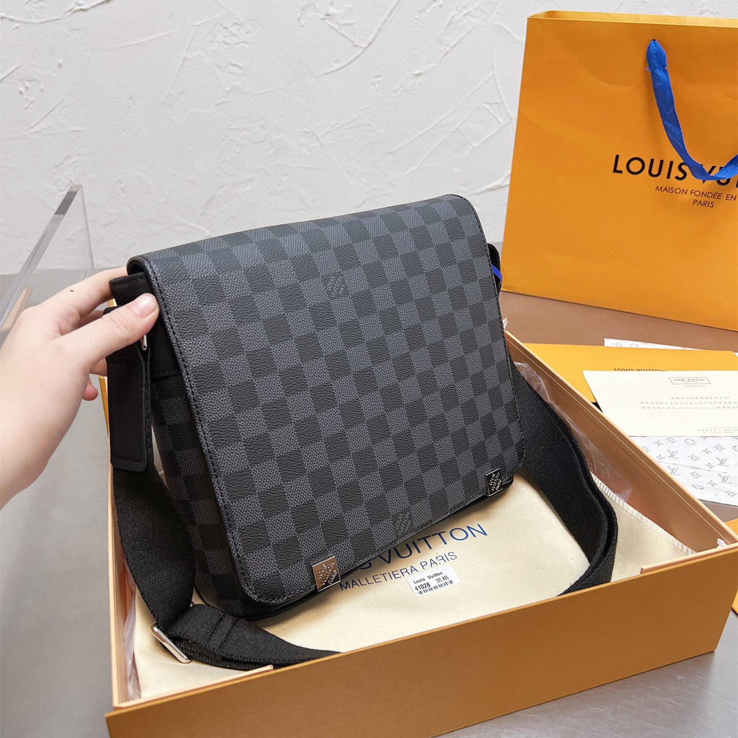 district Bags size:25cm