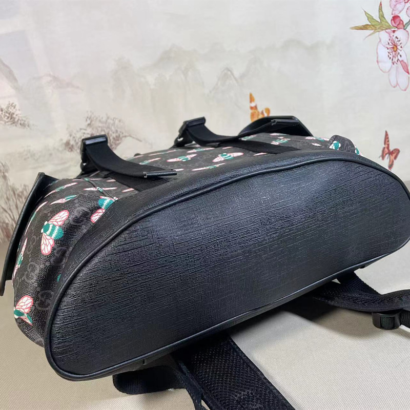 Men's Backpack  Size 34*46*15 cm