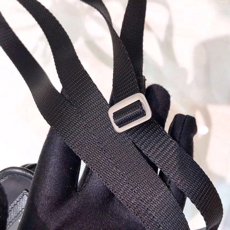 Mobile Phone Bag For Both Men And Women Size 12*19*2.5 cm