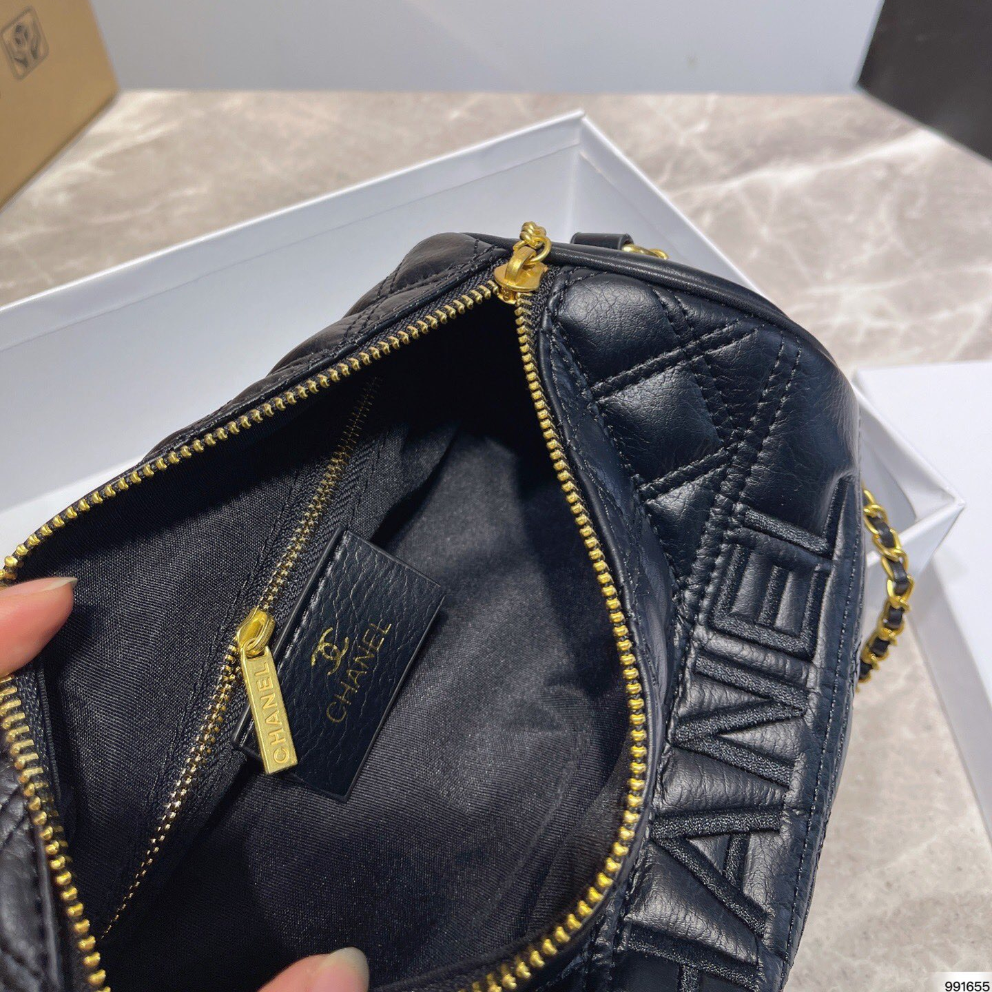 2022 NEW Bags size:21*11cm