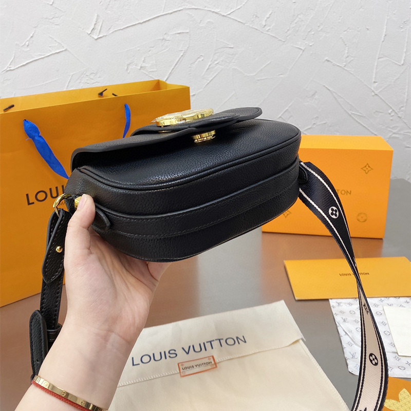 Pont 9 Soft Medium Bag Black Size 25*17.5*8 cm