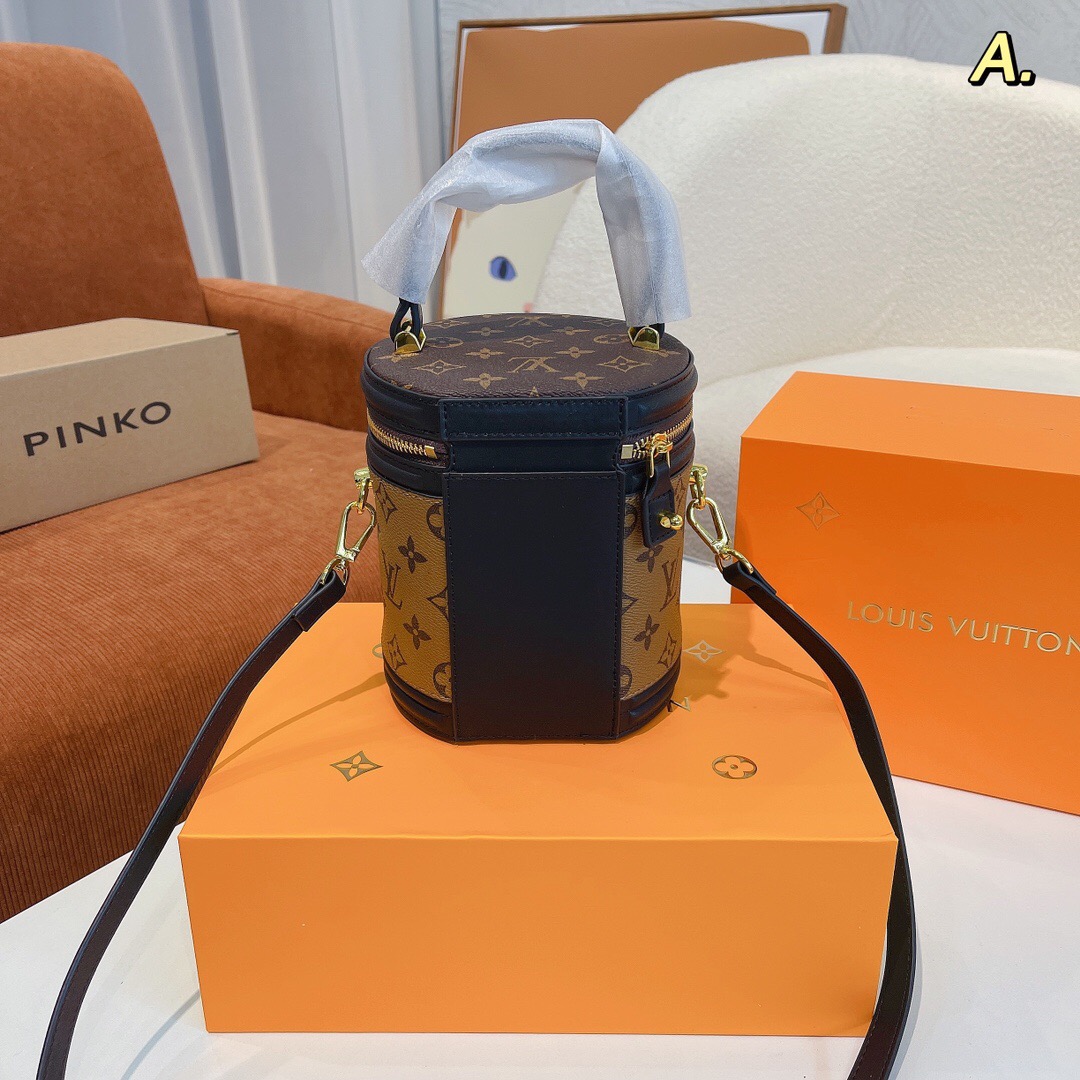 2022 New Bags size:15*14*18cm