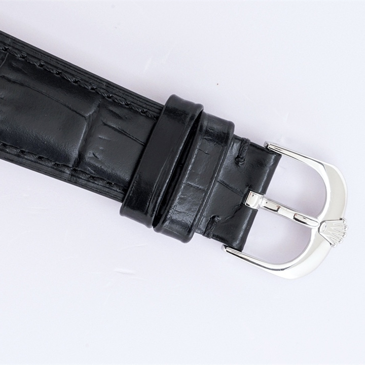 EW Cellini Log 39 diameter 39 mm, thickness 12.5 mm.