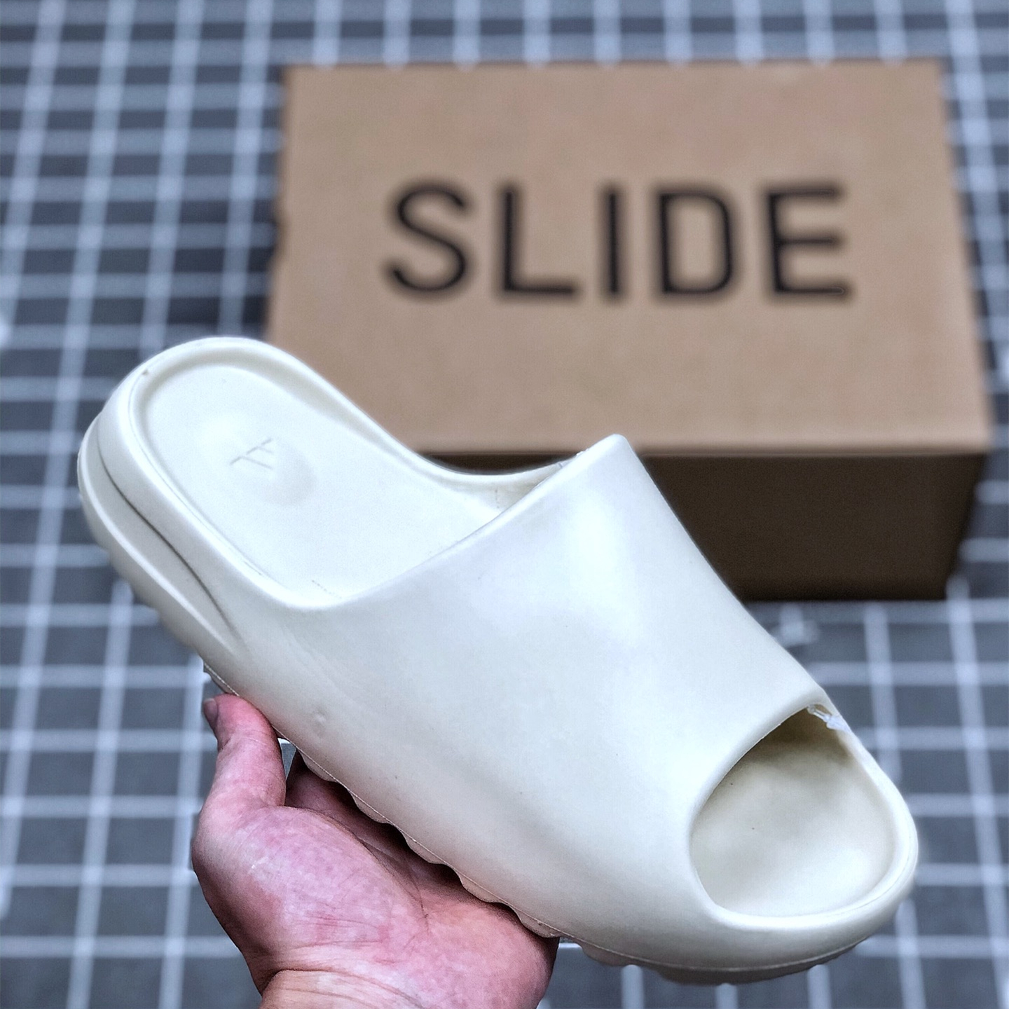 Yeezy Slide EU36-EU45/ US3.5-US10.5