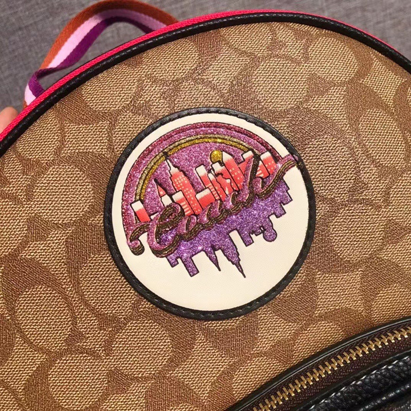 Christmas Limited Models Of Women's Medium Cowhide Zipper Backpack Size 34 * 27 * 10 cm