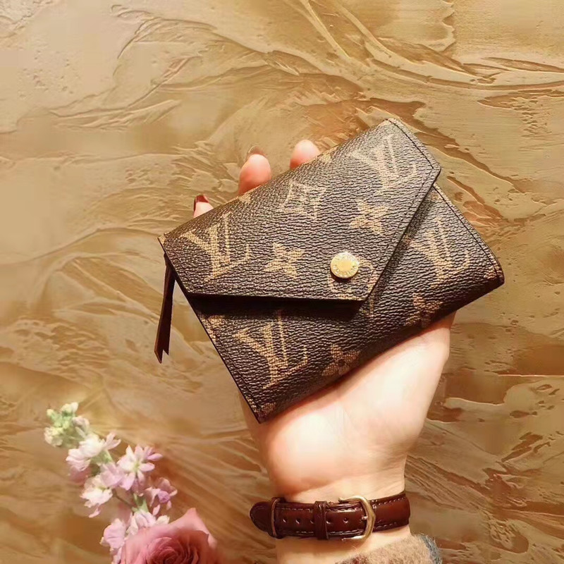 Emilie Wallet Classic Petite Practical Monogram Canvas Made Size 11 * 10cm