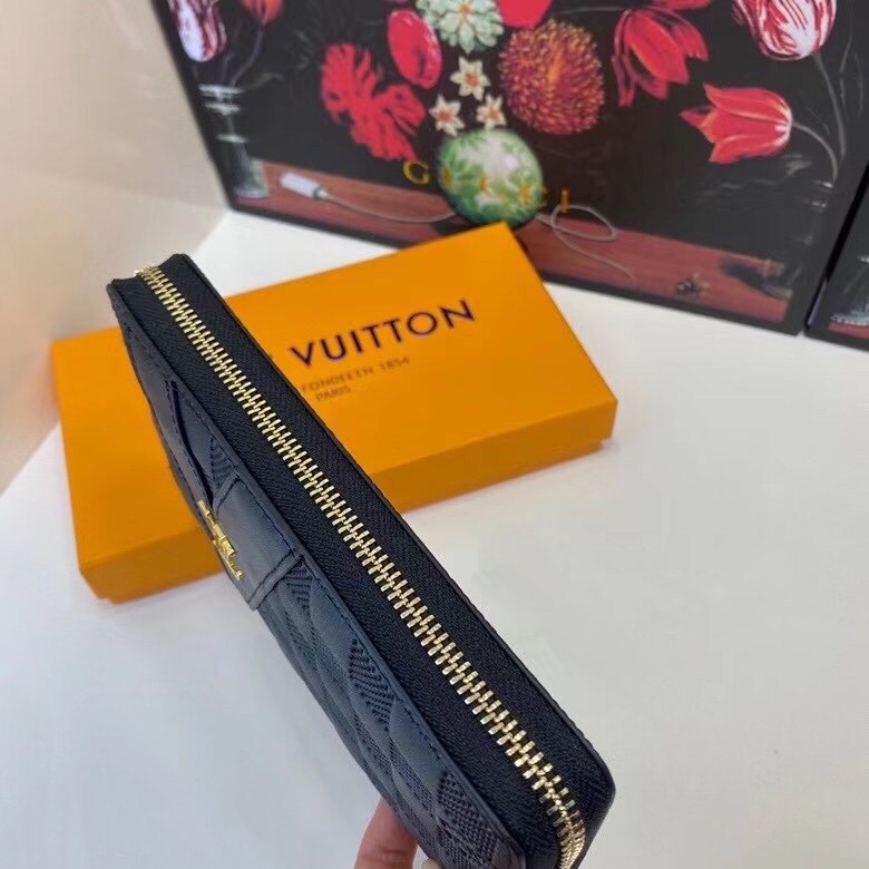 New Men's Handbag Black Cowhide Wallet Size 20 * 10cm