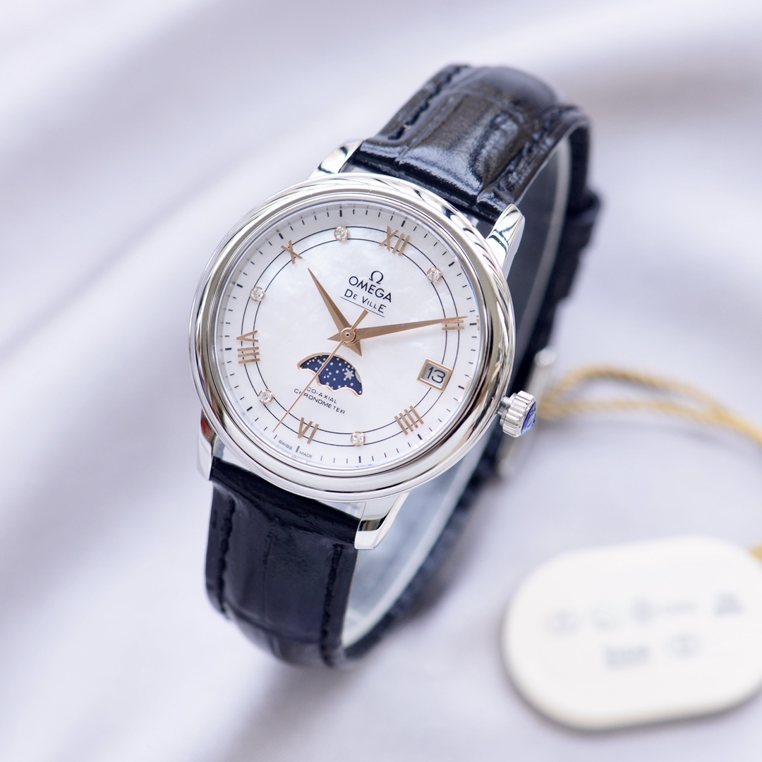 Quartz Watches ，The strap comes in your choice of 5 colors