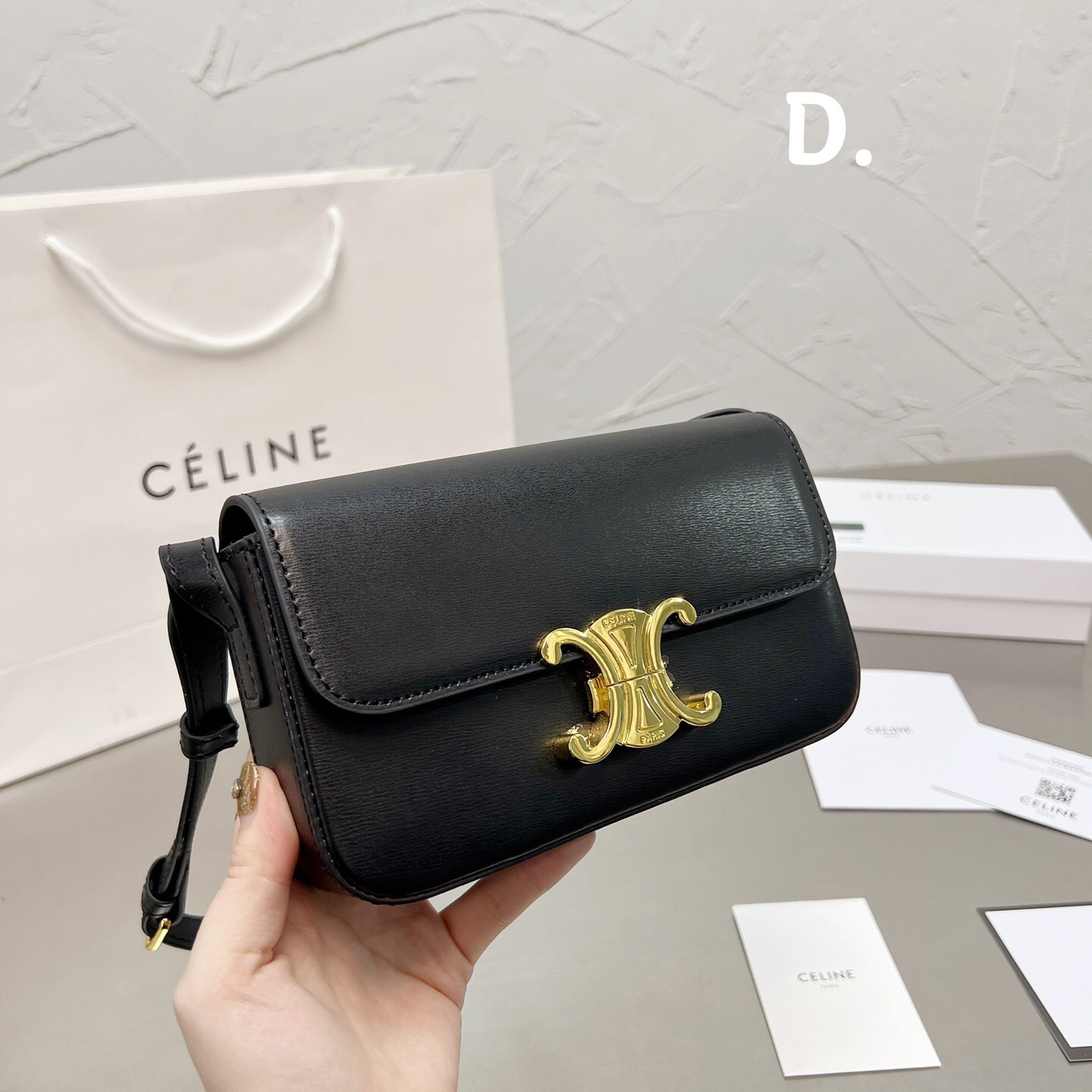 Triomphe Bags Size:21*14cm