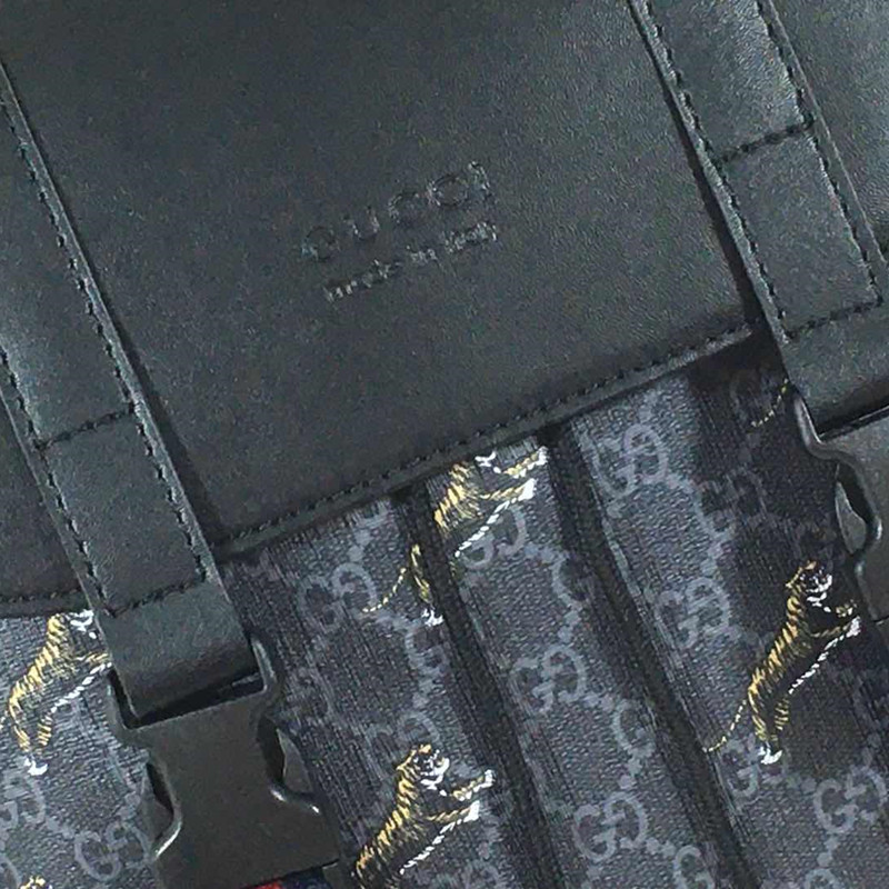 Men's  Cowhide Backpack   Shoulder Bag   Size 34*46*15 cm