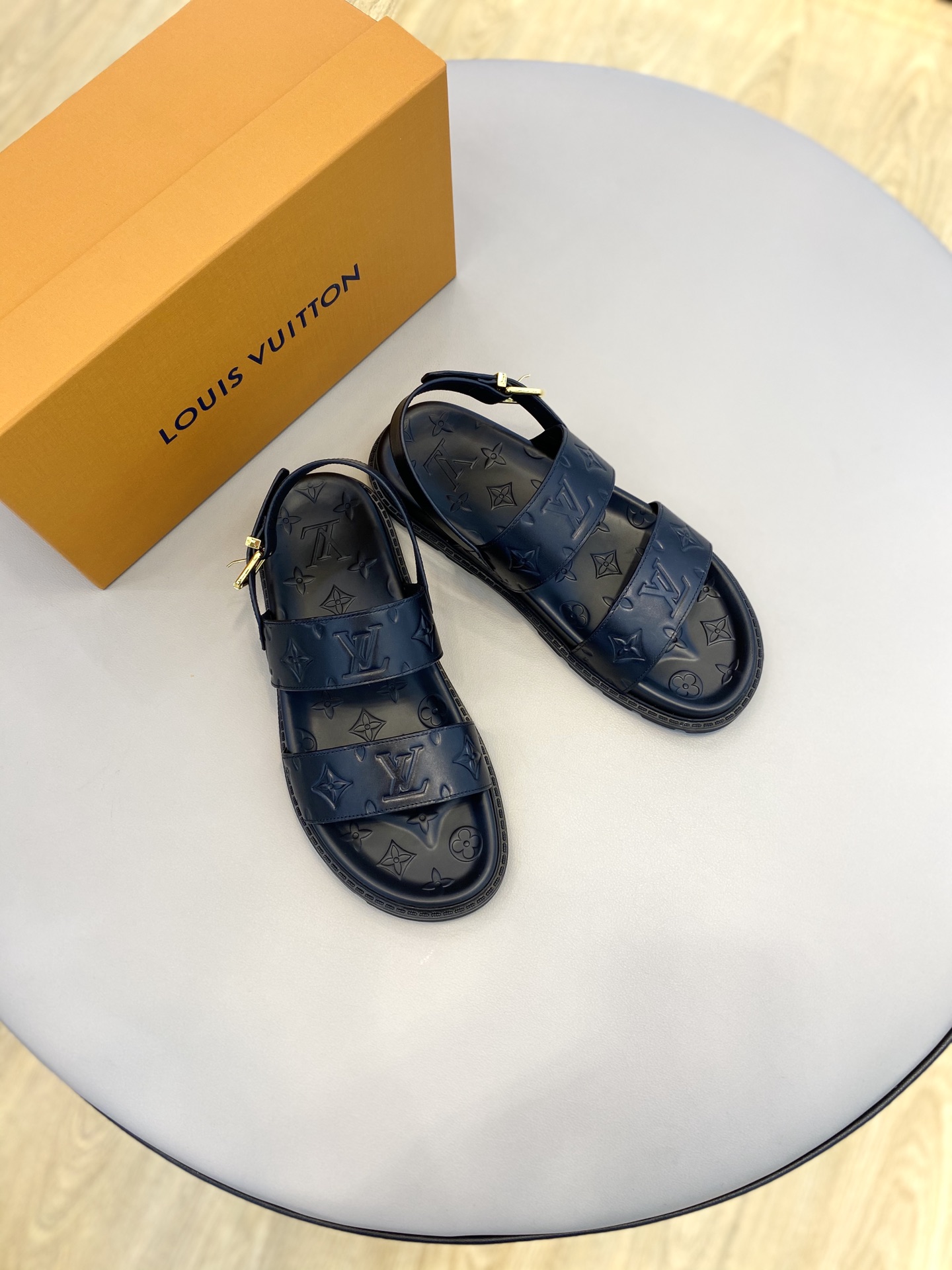 2022 New Men's Sandals Shoes ,Size:EU38-EU45