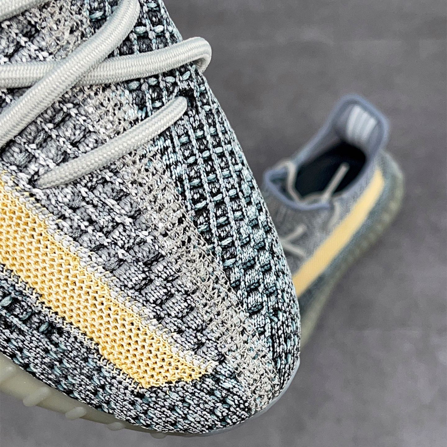 Yeezy Boost 350v2 EU36-EU48 /US4- US13