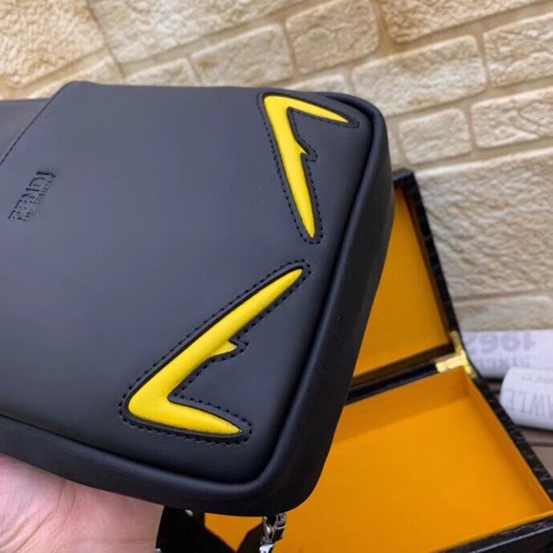 Men's Chest bag Shoulder Bag Size 30*17*6 cm