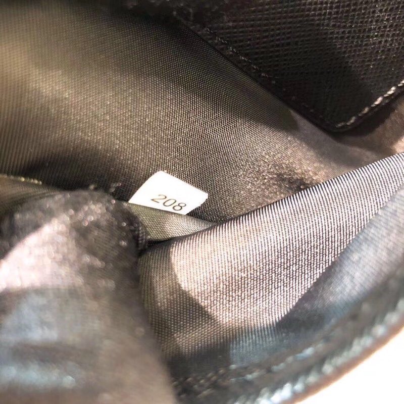 Men's Messenger Bag For Men And Women Bag 2 Colors Size 18*14*3 cm