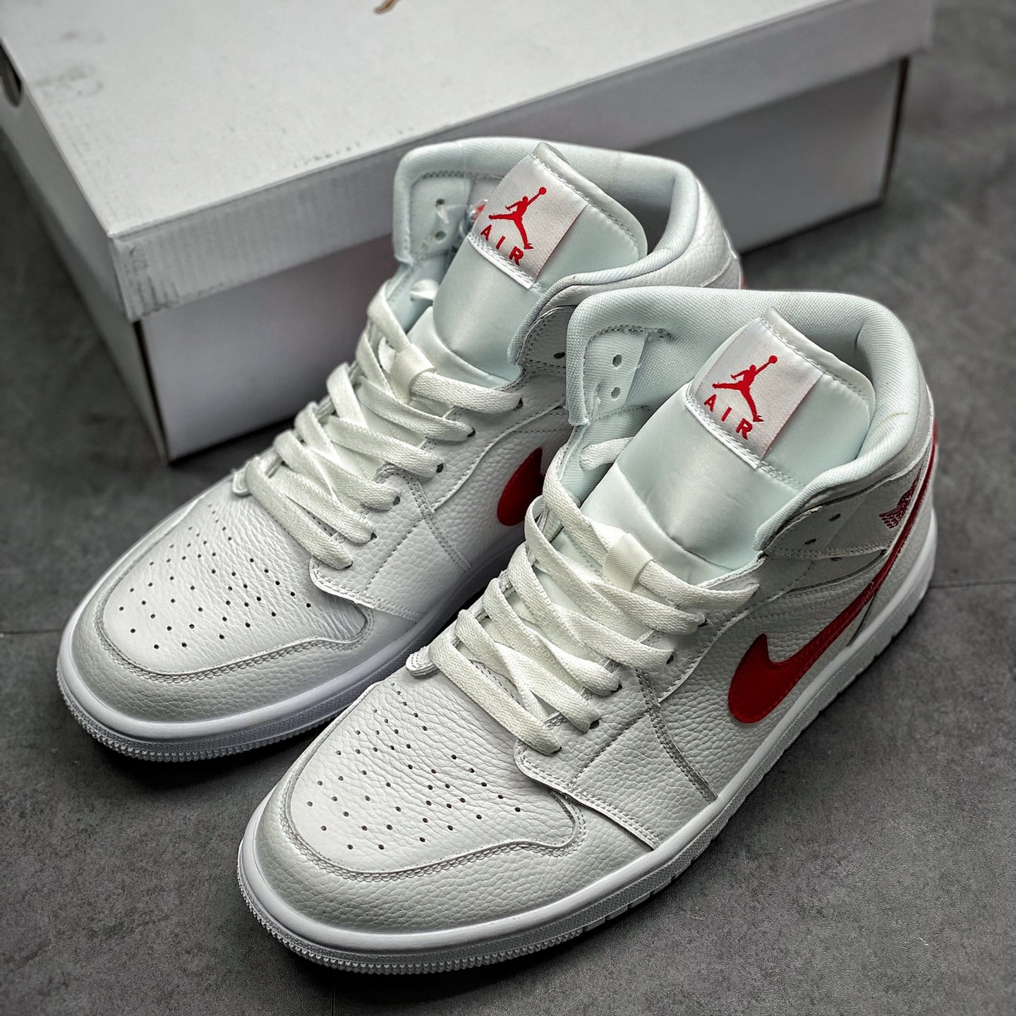 Air Jordan 1 Mid Leisure Board Shoes EU36-EU47.5/ US4-US13