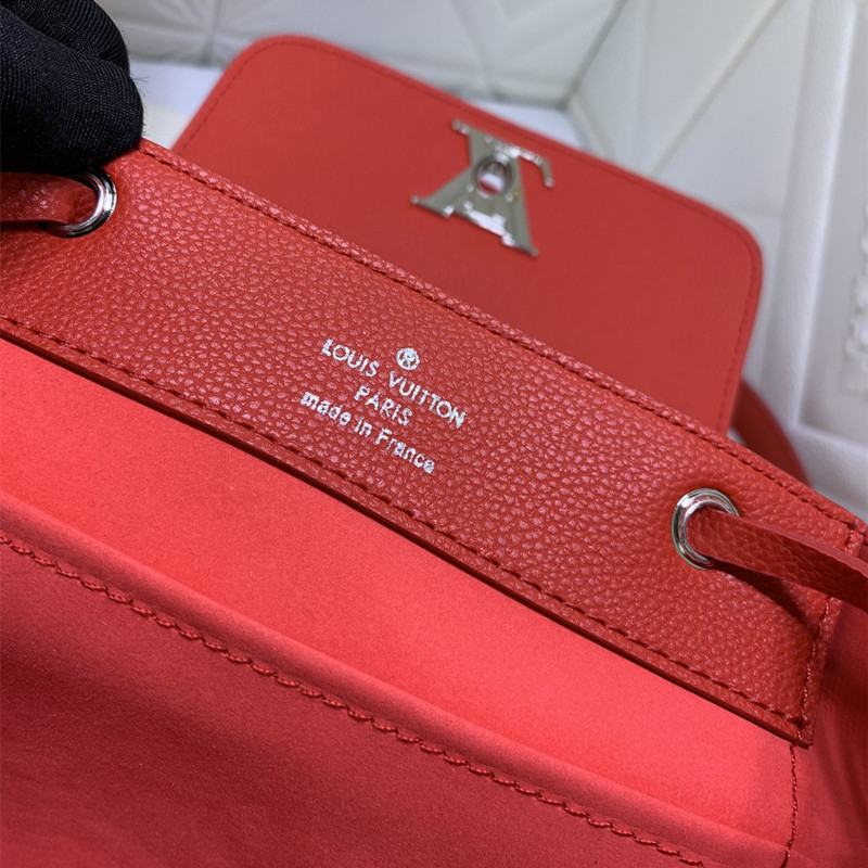 Lockme Shoulder Bag Ladies Fashion Backpack Schoolbag Red Size 22 * 28 * 13 cm