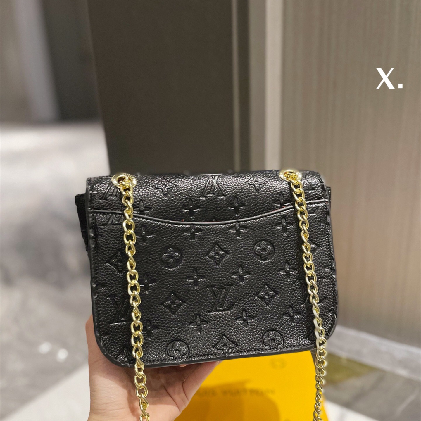 passy Bags size:24cm