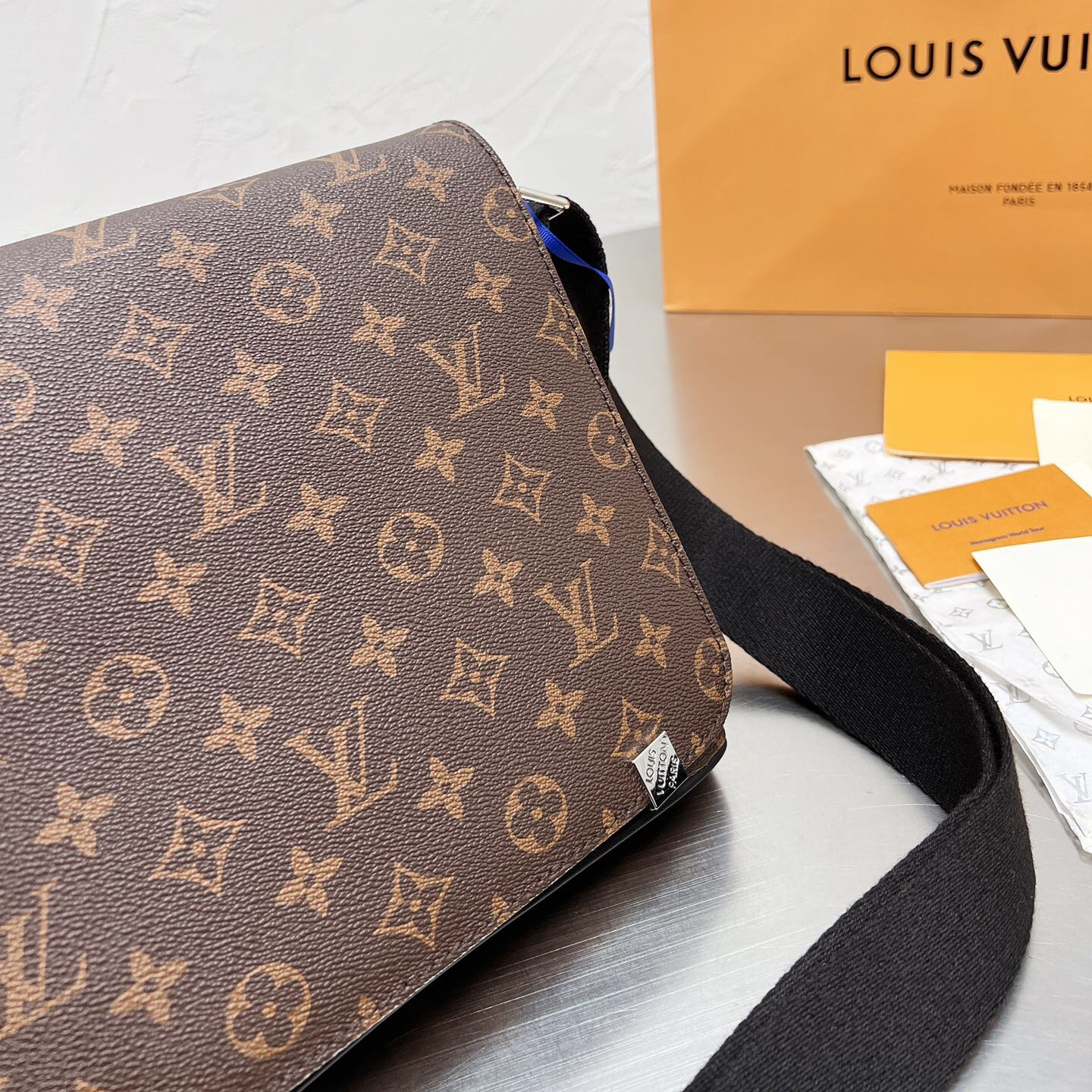 district Bags size:25cm