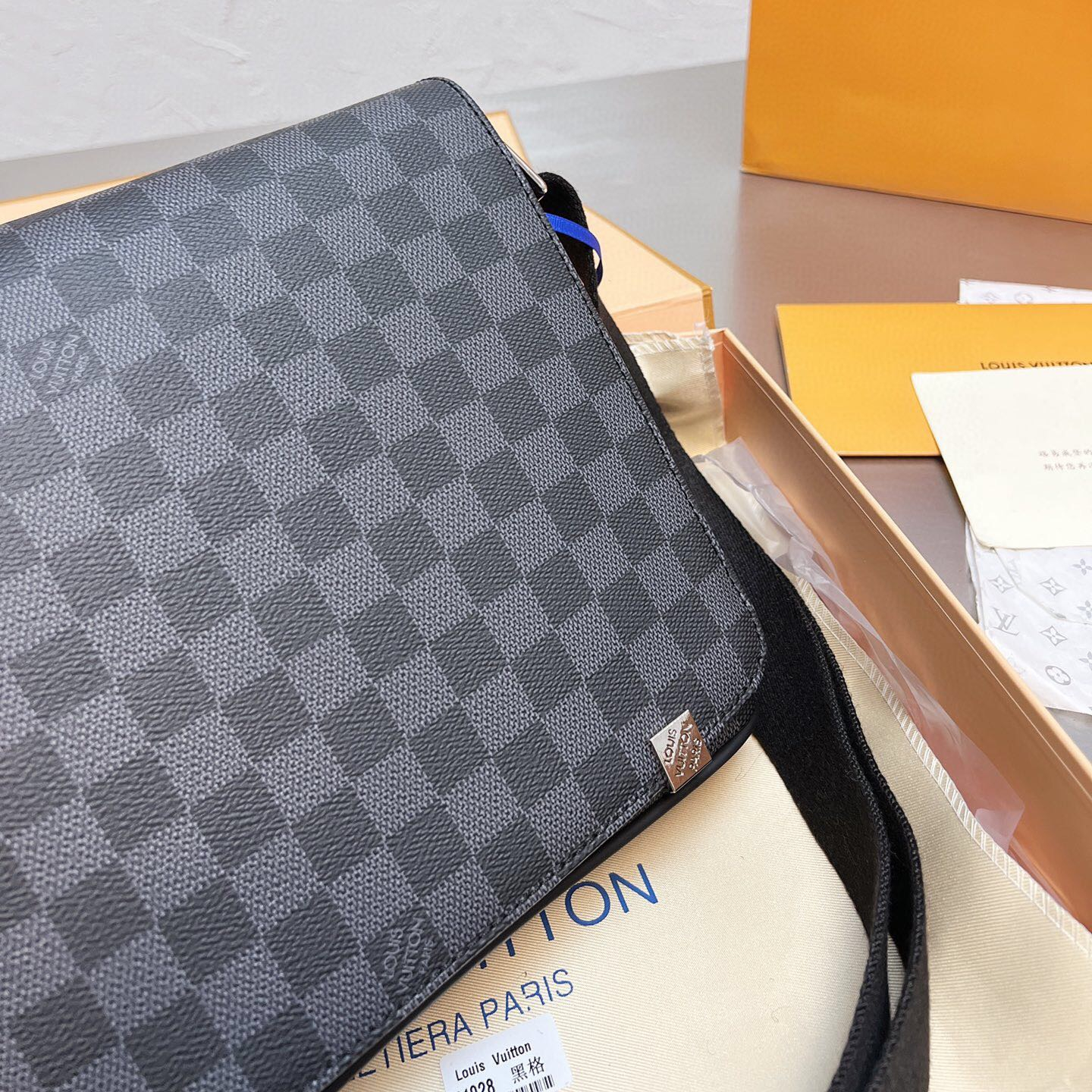 district Bags size:25cm