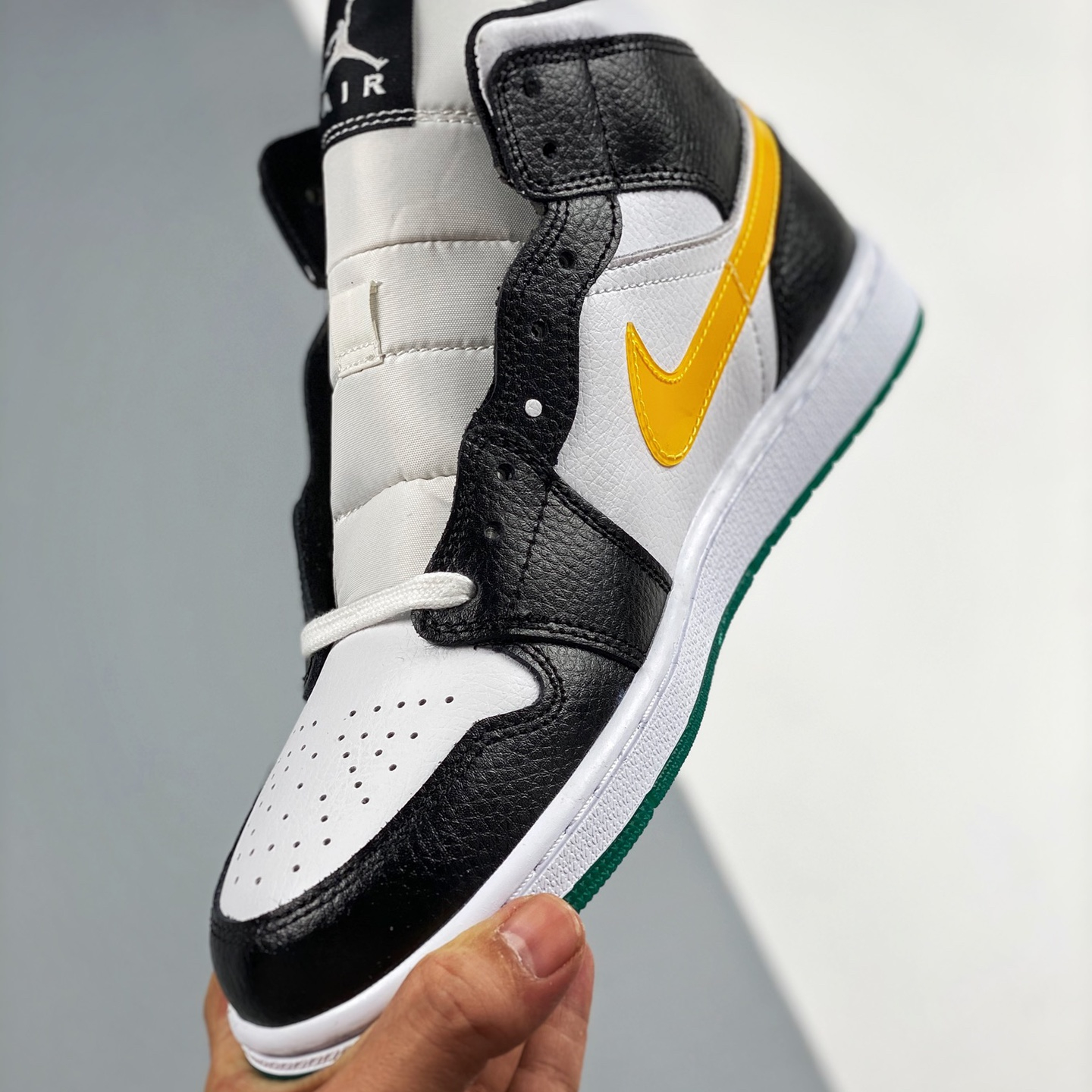 Air Jordan 1 Mid Leisure Board Shoes EU36-EU47.5/ US4-US13