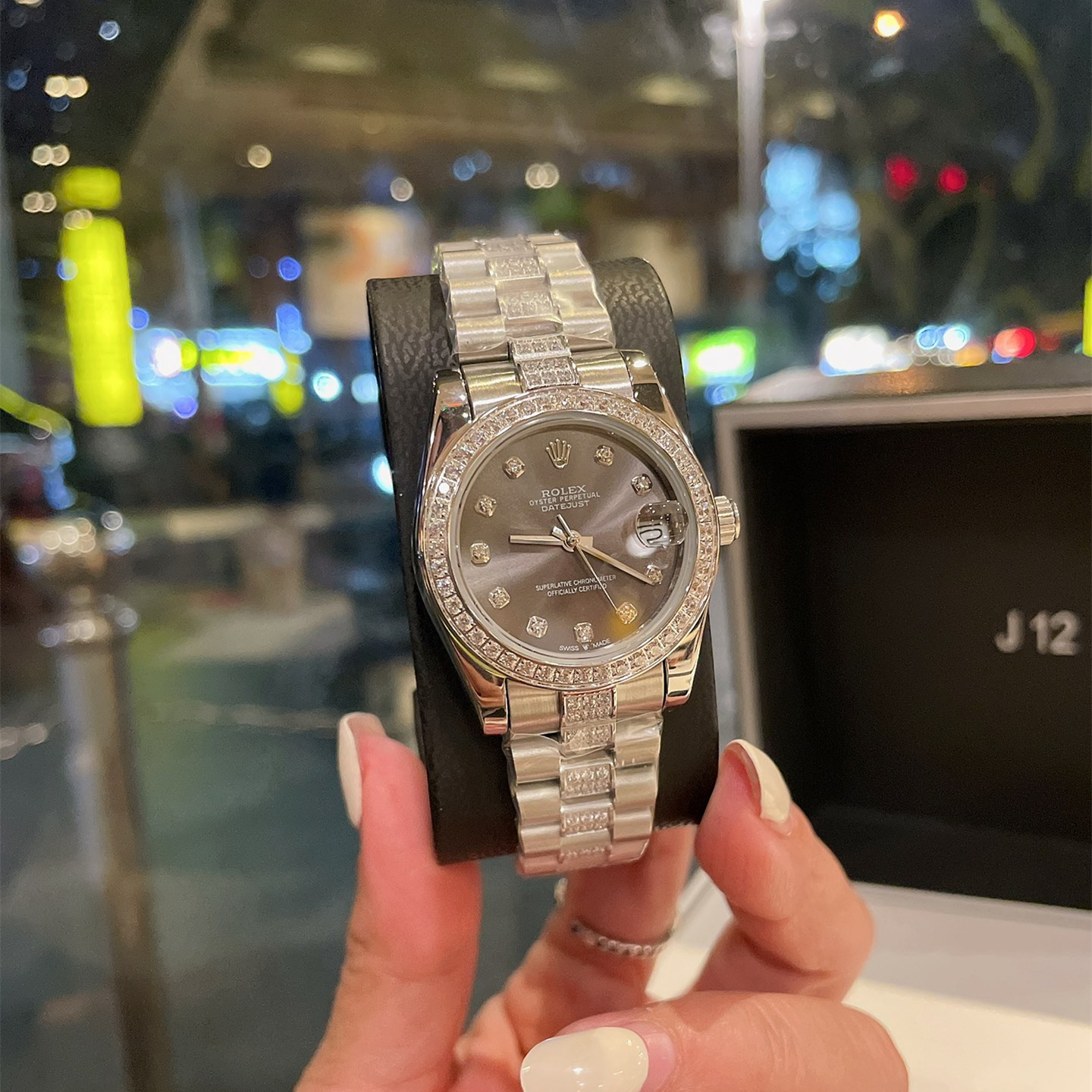 Daybreak Collection Classic Ladies Watch