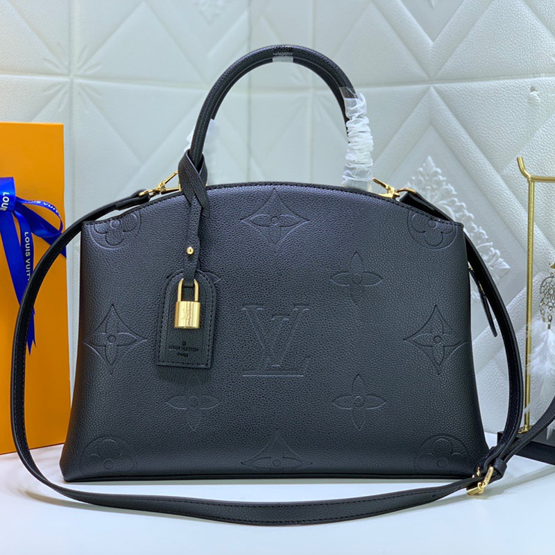 Grand Palais Handbag Black Size 34*24*15 cma