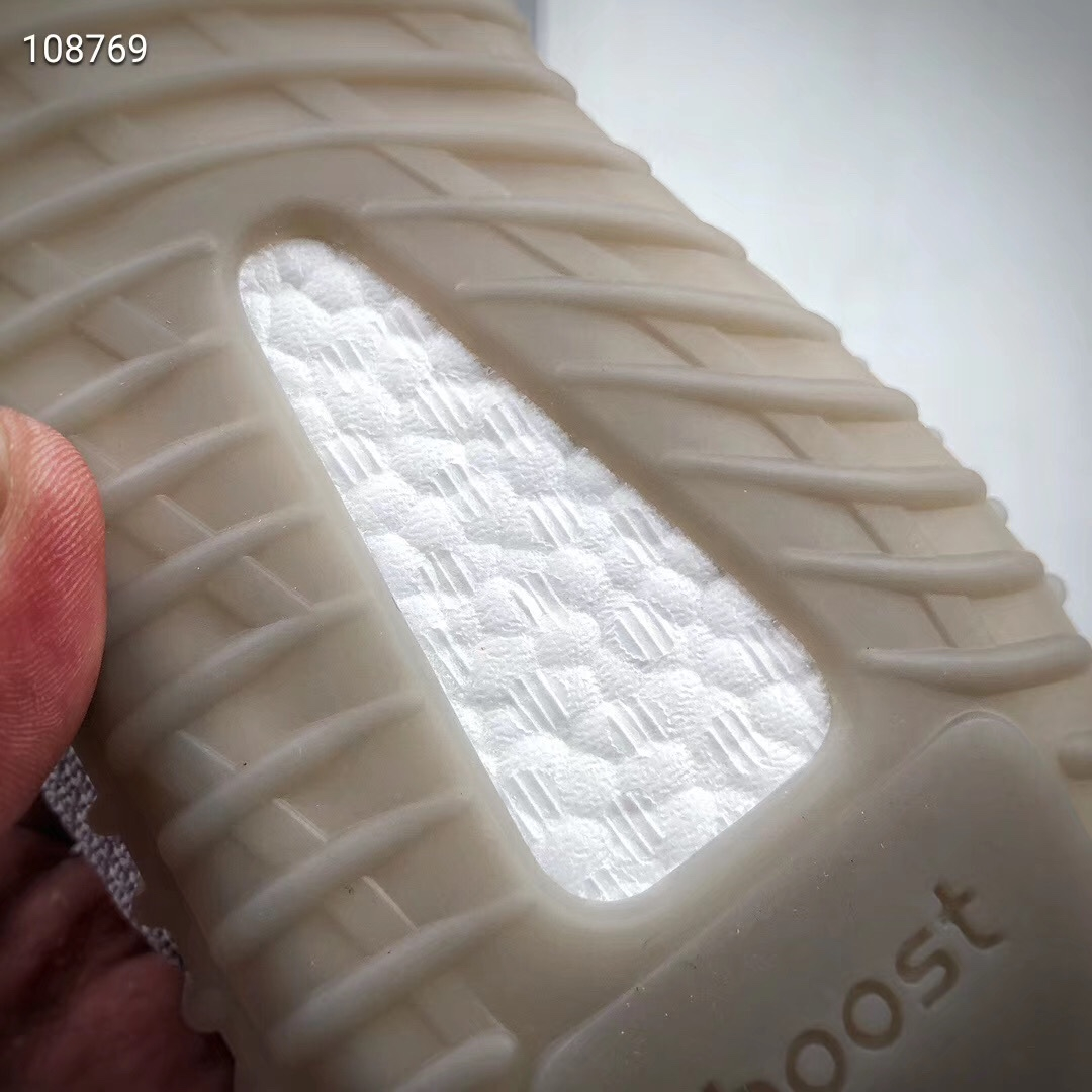 Yeezy Boost 350v2 EU36-EU48 /US4- US13
