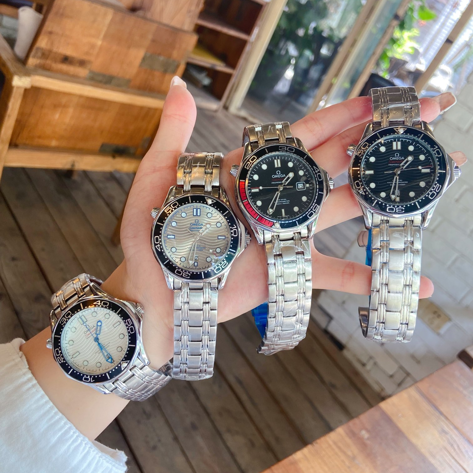 Quartz Watch 3 Colors Size:40MM