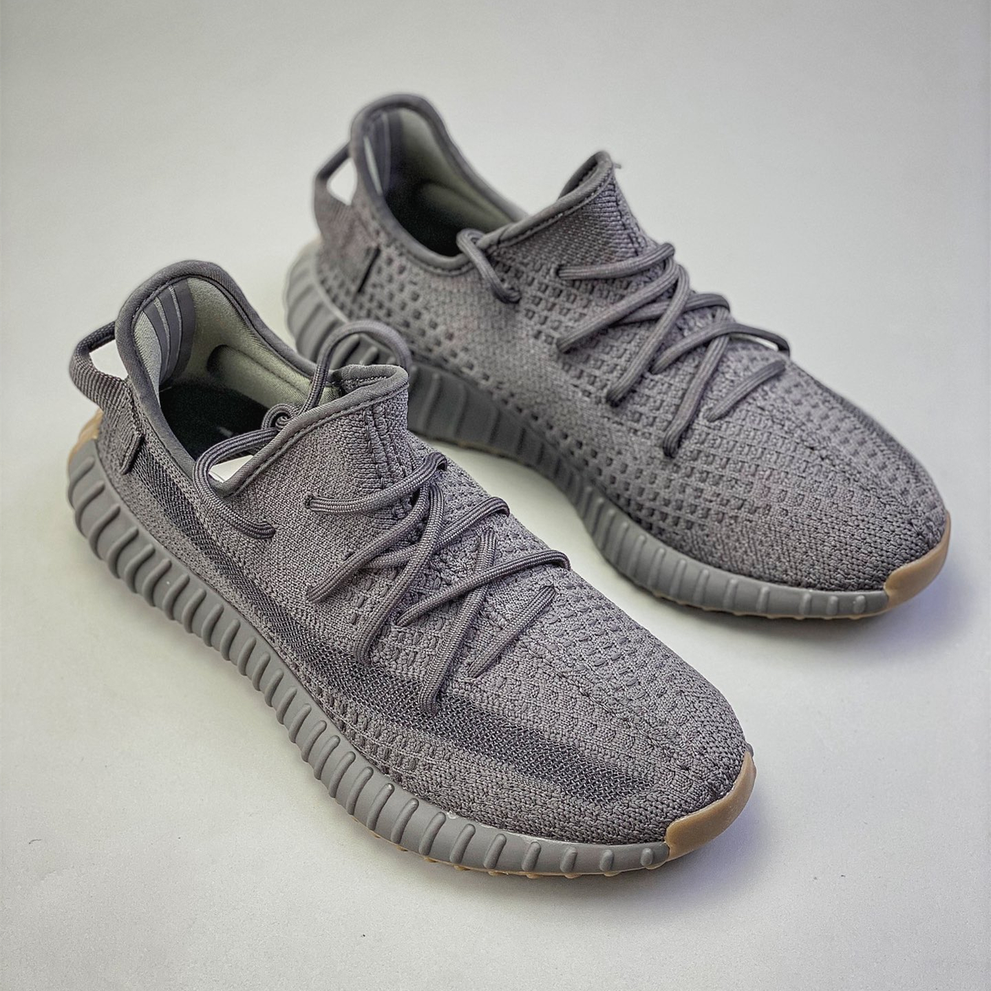 Yeezy Boost 350v2 EU36-EU48 /US4- US13